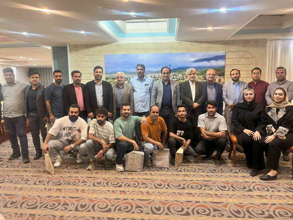 سمینار علمی شرکت ماکیان دام پارس در مهد گیاهان دارویی کشور، شهر یاسوج