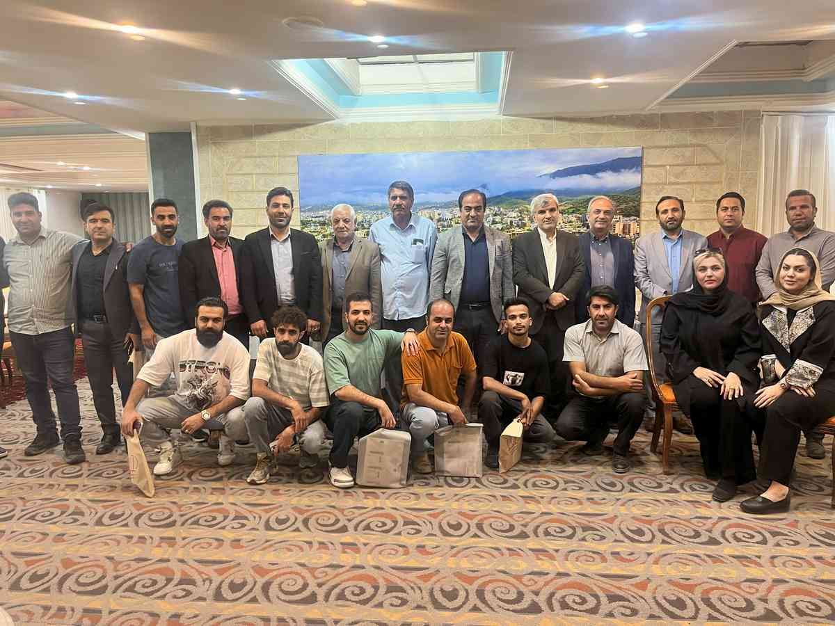 سمینار علمی شرکت ماکیان دام پارس در مهد گیاهان دارویی کشور، شهر یاسوج