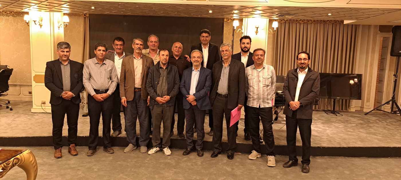 برگزاری سمینار تخصصی شرکت ماکیان دام پارس ویژه پرورشدهندگان بوقلمون در استان اصفهان