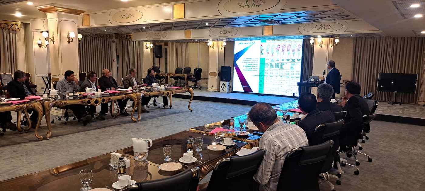برگزاری سمینار تخصصی شرکت ماکیان دام پارس ویژه پرورشدهندگان بوقلمون در استان اصفهان